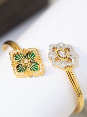 Buccellati Brushed Four-Leaf Clover Bracelet with Diamonds